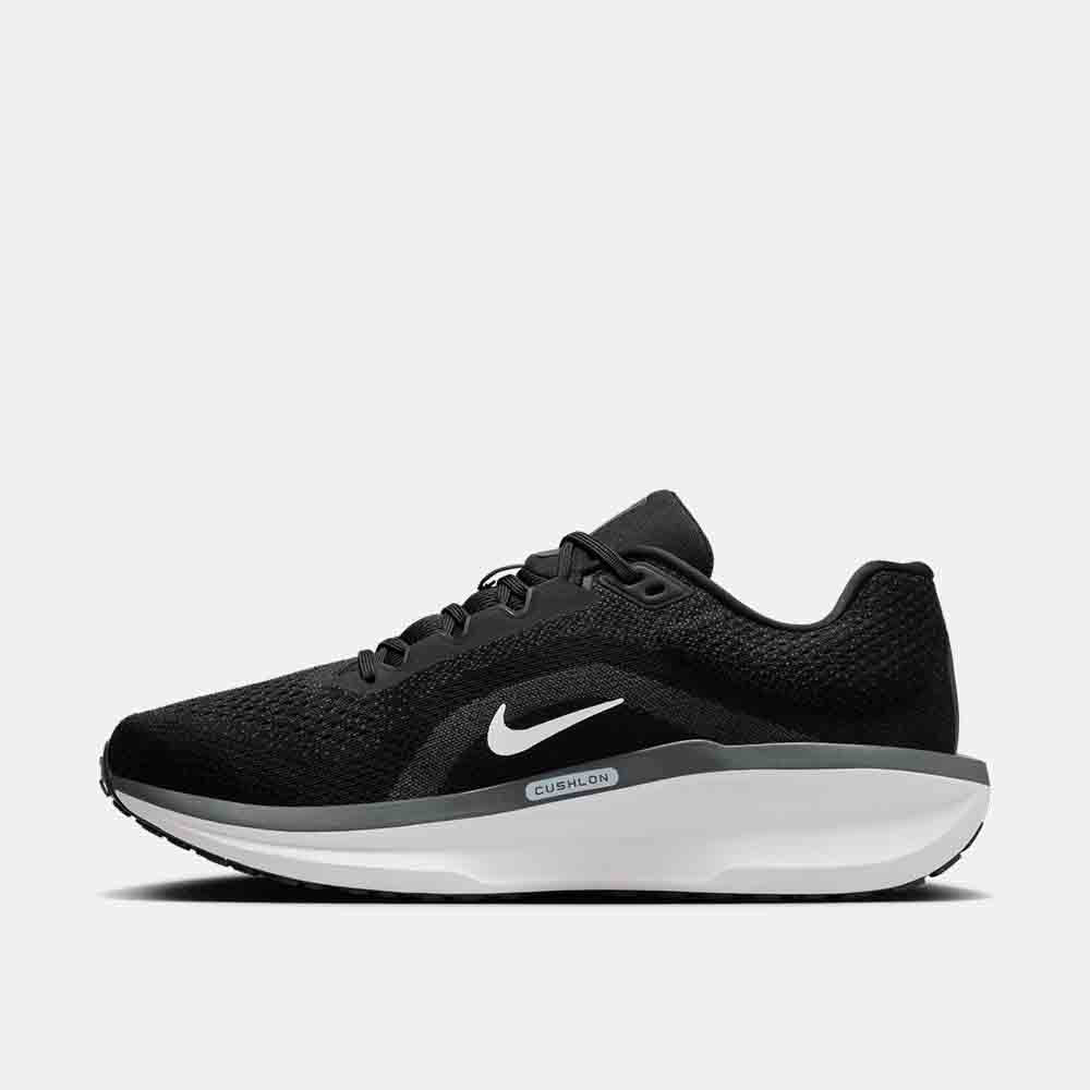 Side medial view of the Men's Nike Winflo 11.