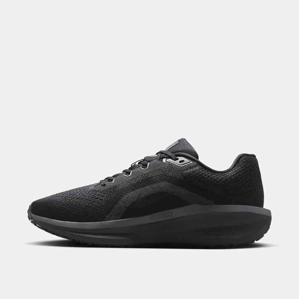 Side medial view of the Men's Nike Winflo 11. 