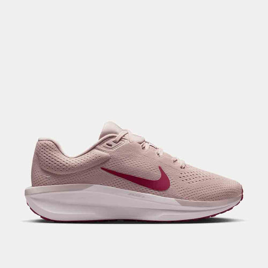 Side view of the Women's Nike Winflo 11.