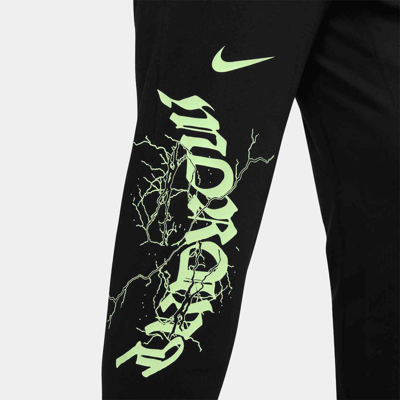 Up close view of pant leg on the Nike Men's Dri-FIT Jogger Basketball Pants.