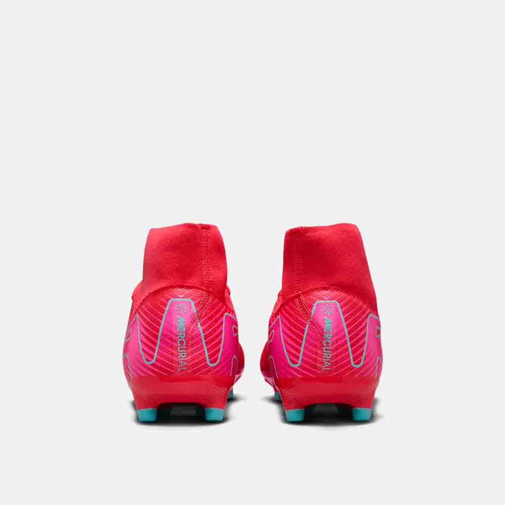 Rear view of the Nike Mercurial Superfly 10 Academy Soccer Cleats.