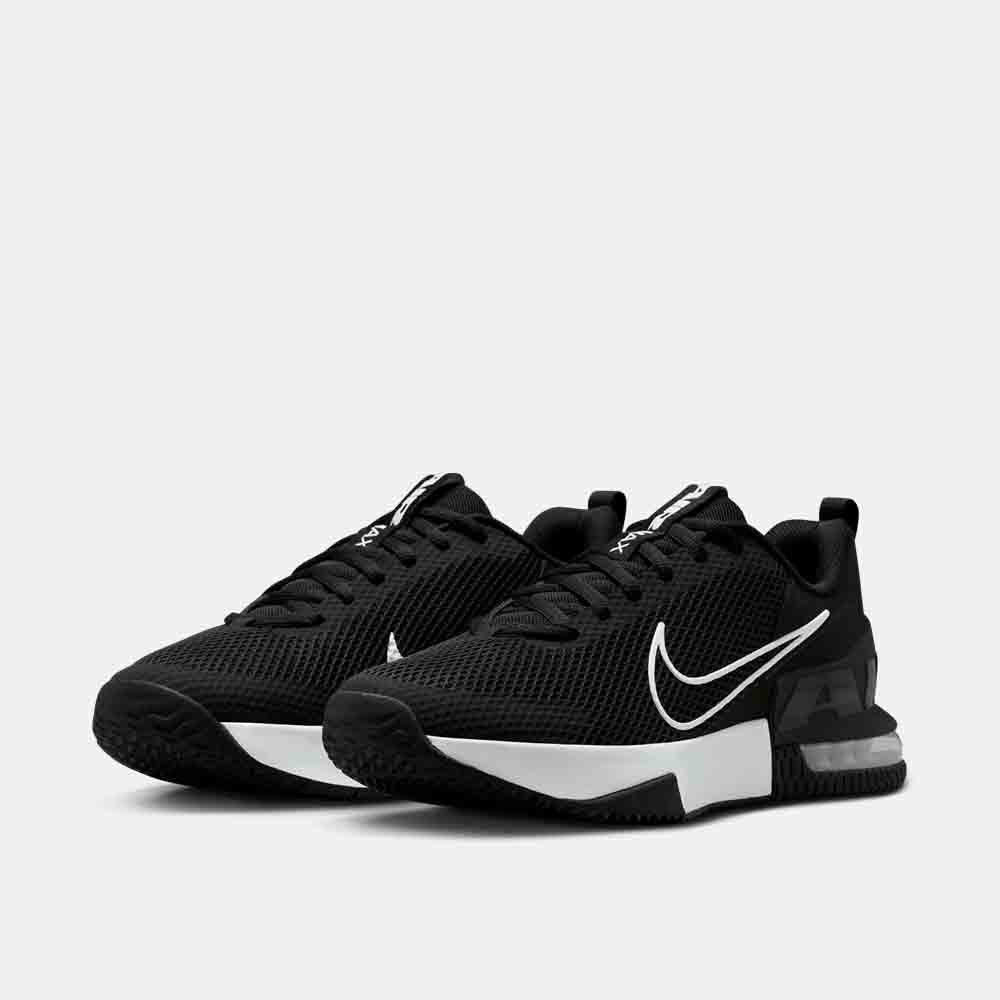 Front view of the Men's Nike Air Max Alpha Trainer 6.