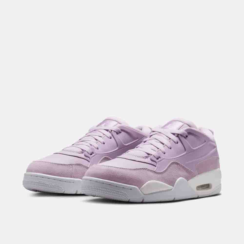 Front view of the Women's Air Jordan 4 RM.