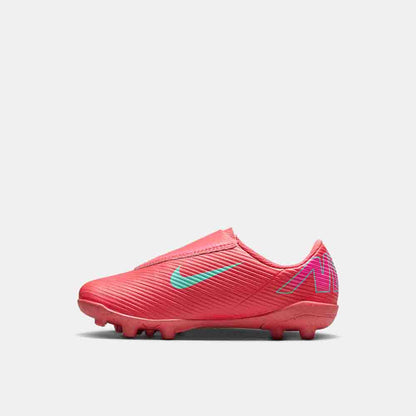 Side medial view of the Nike Kids' Mercurial Vapor 16 Club Soccer Cleats.