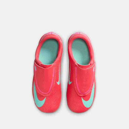 Top view of the Nike Kids' Mercurial Vapor 16 Club Soccer Cleats.