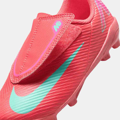 Up close, front view of the Nike Kids' Mercurial Vapor 16 Club Soccer Cleats.