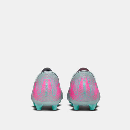 Rear view of the Nike Mercurial Vapor 16 Academy Soccer Cleats.