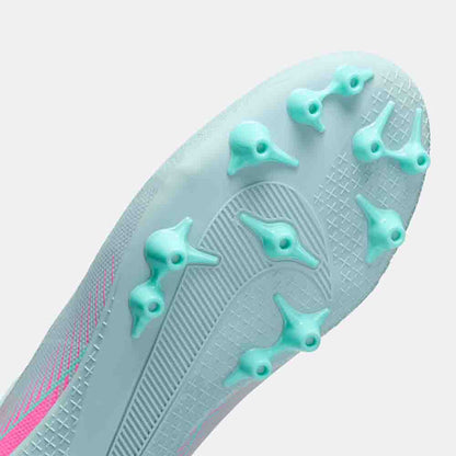 Bottom view of the Nike Mercurial Vapor 16 Academy Soccer Cleats.