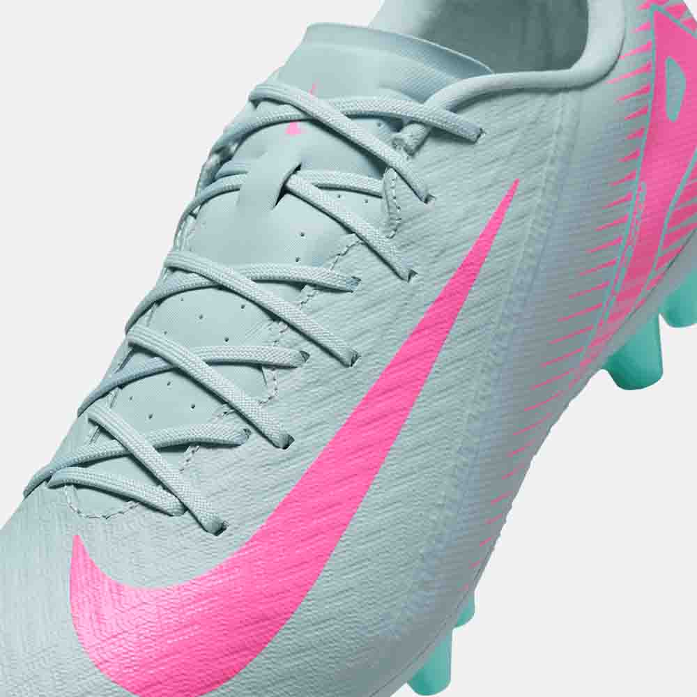 Up close, front view of the Nike Mercurial Vapor 16 Academy Soccer Cleats.