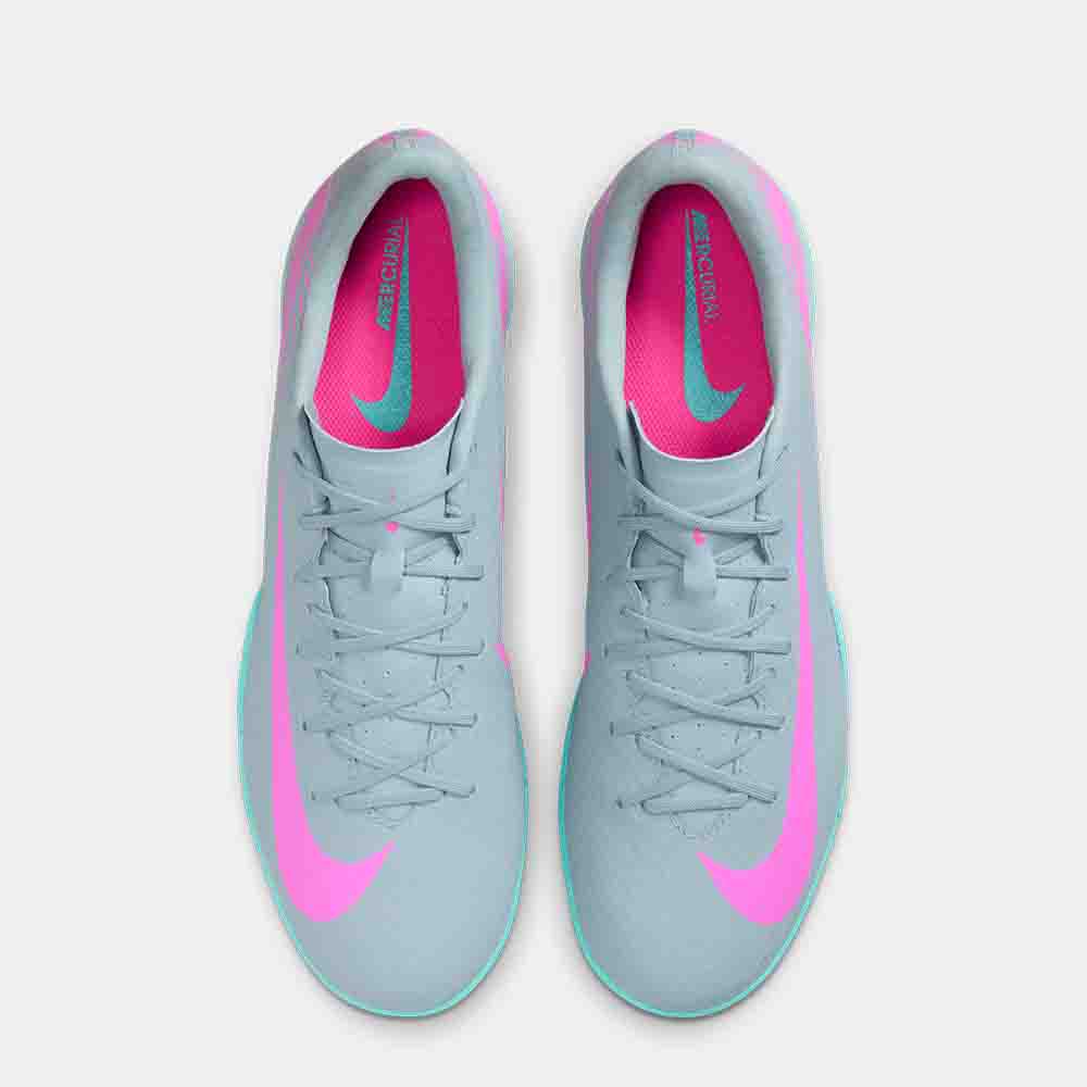 Top view of the Nike Mercurial Vapor 16 Academy Indoor Soccer Shoes.