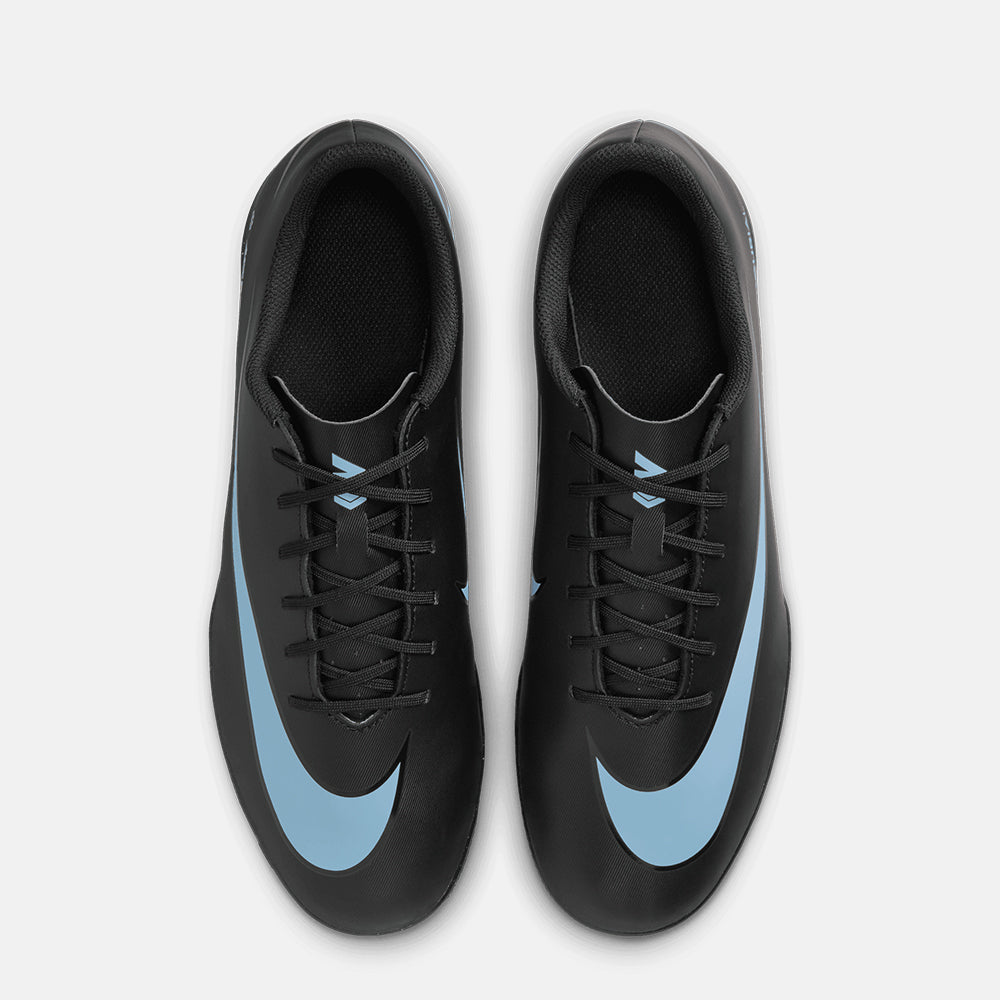 Top view of the Nike Mercurial Vapor 16 Club Indoor Soccer Shoes.