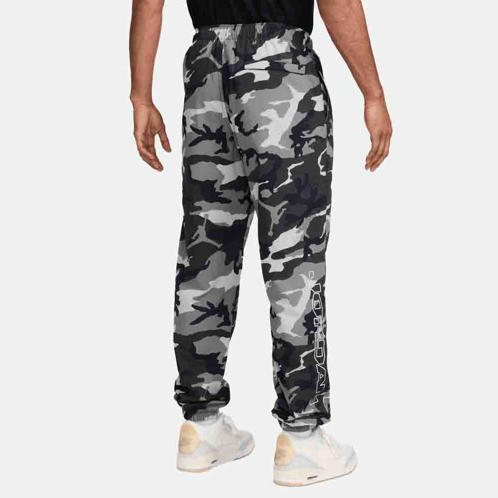 Rear view of the Men's Jordan MVP Camo Pants.