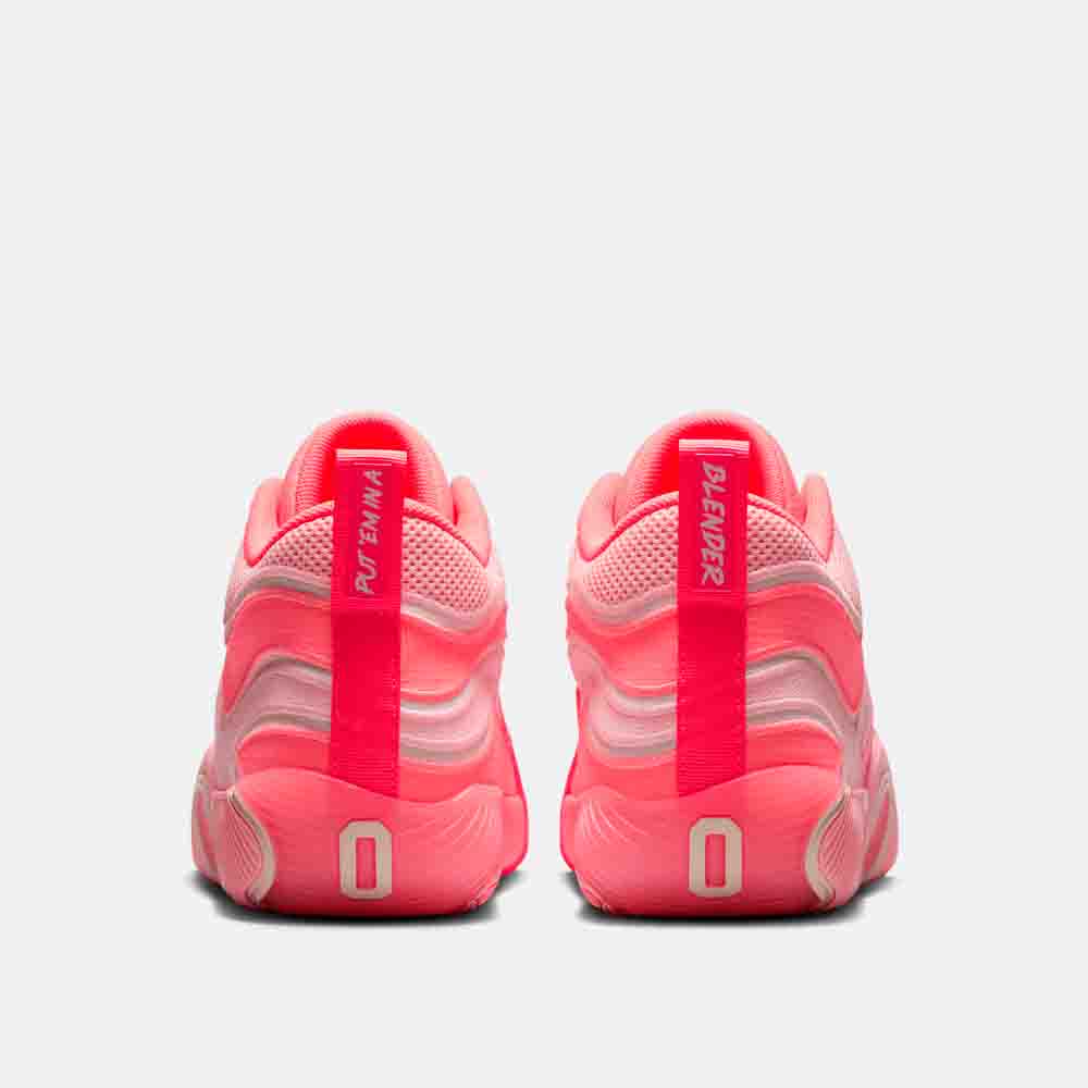 Rear view of the Jordan Tatum 3 "Pink".