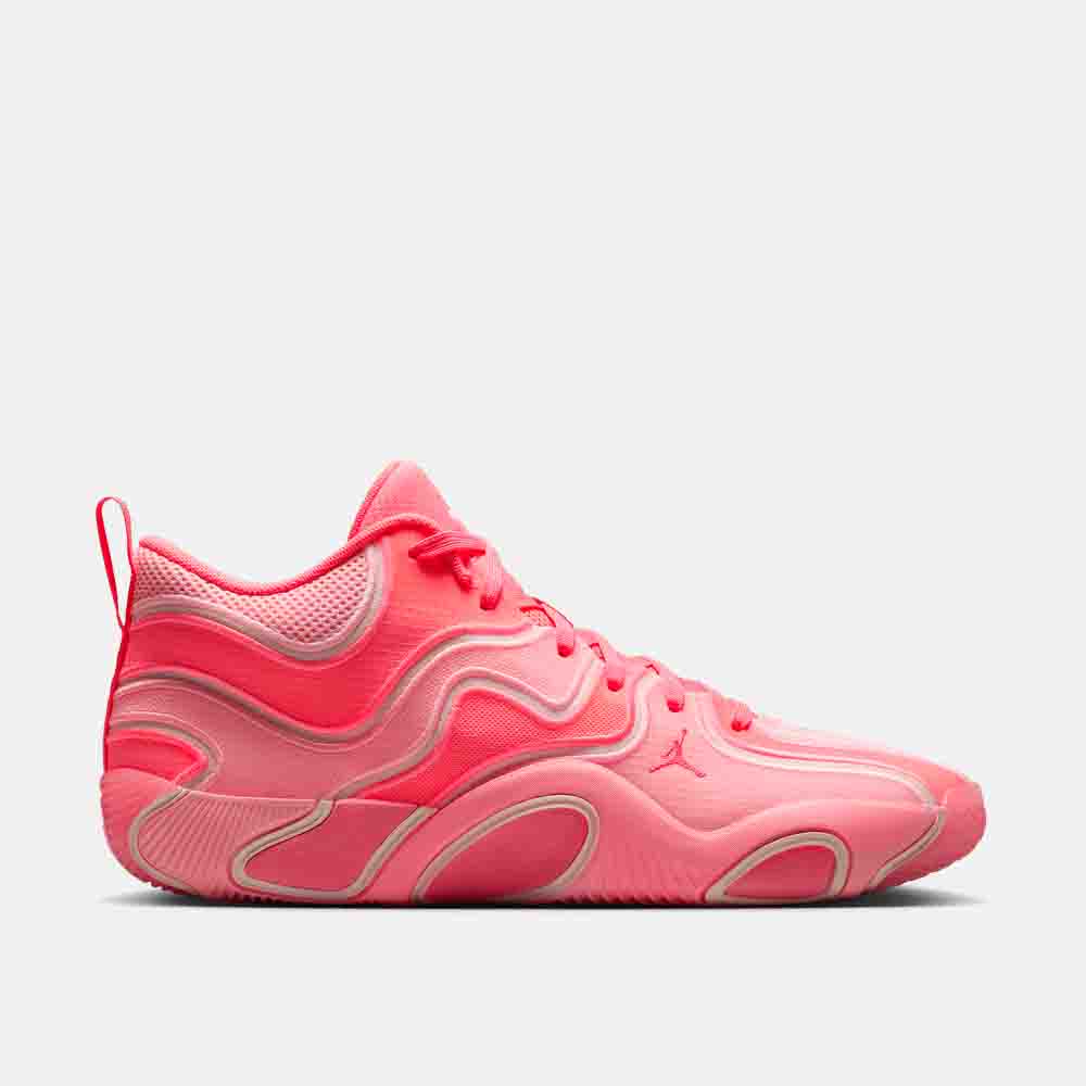 Side view of the Jordan Tatum 3 "Pink".