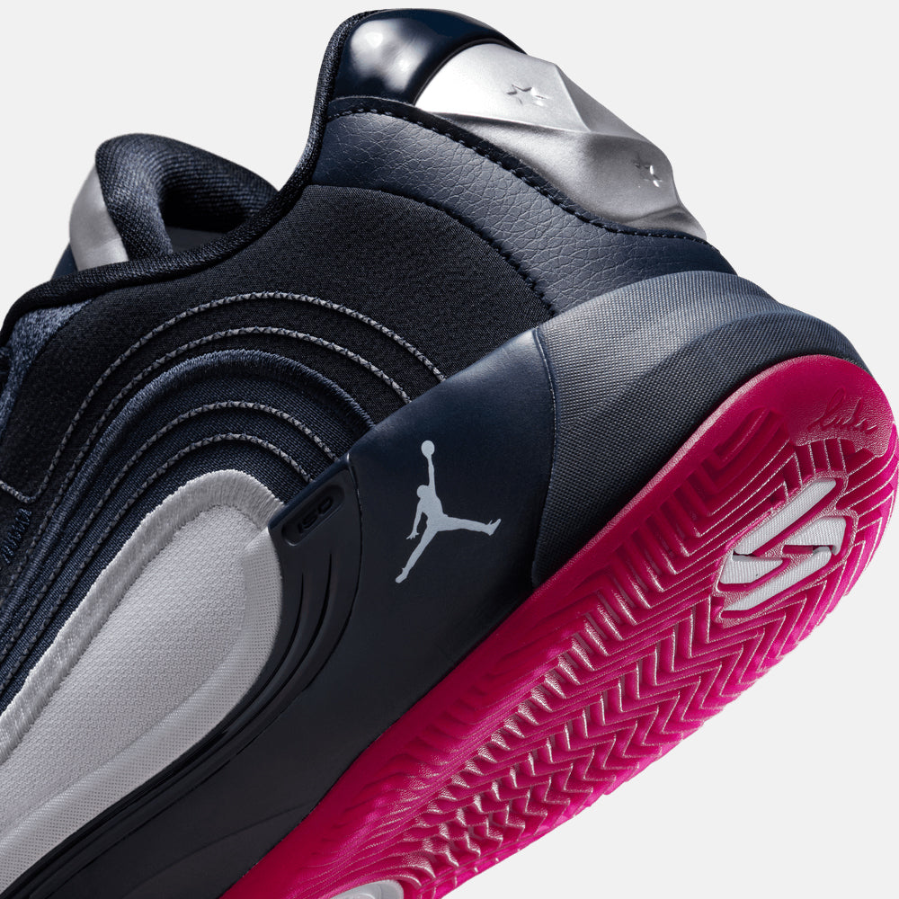 Up close, rear view of the Jordan Luka 4 "Navidor".