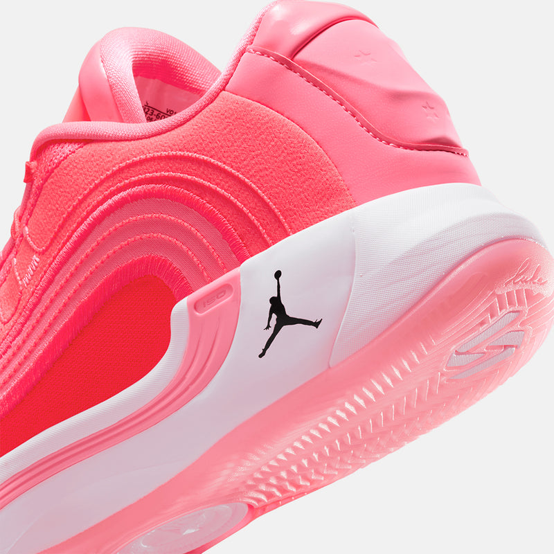 Up close, rear view of the Luka 4 "Hčerka".