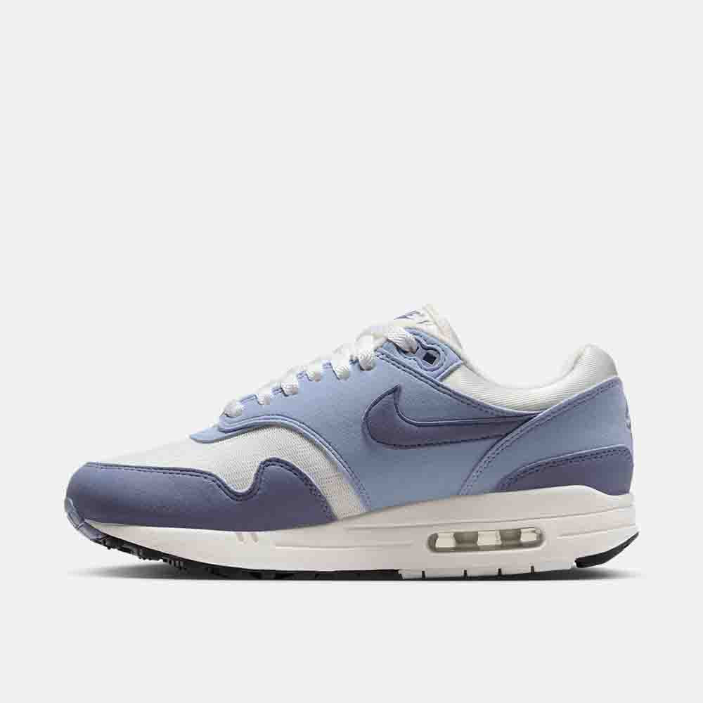 Side medial view of the Women's Nike Air Max 1 '87 Textile.