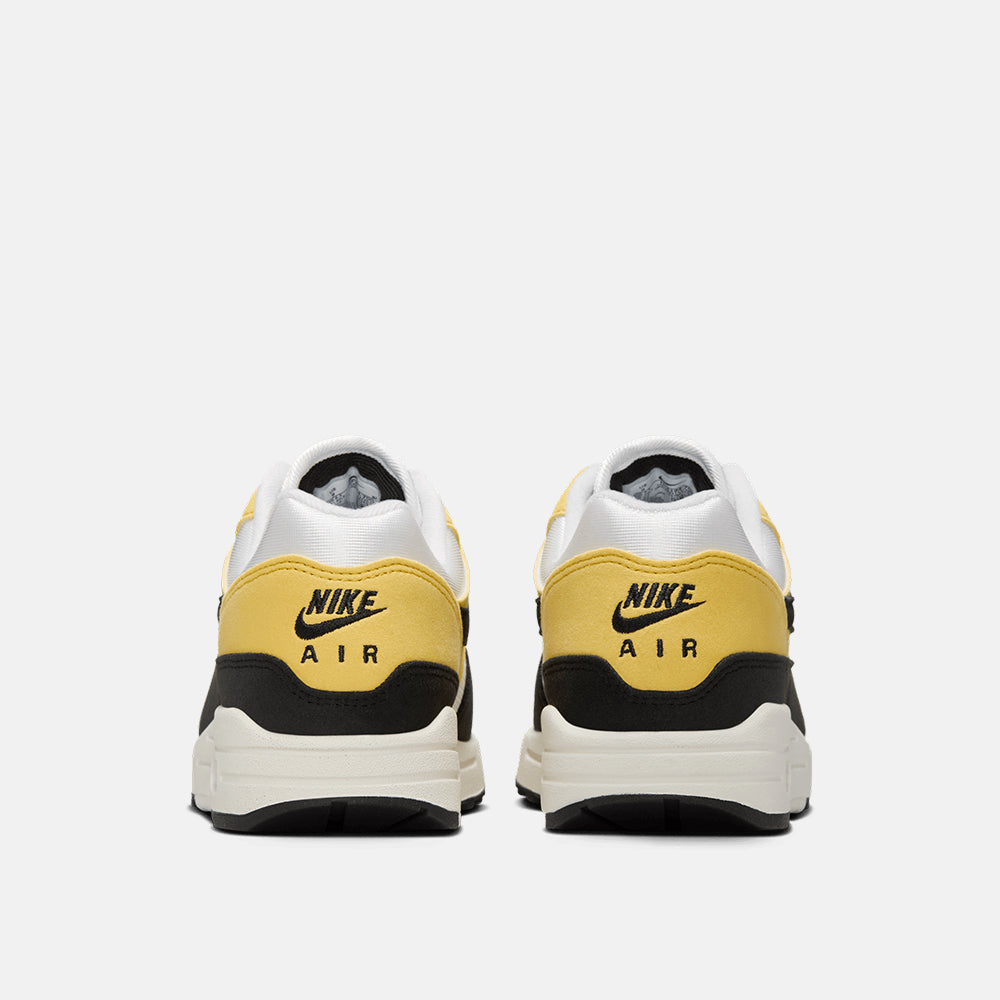 Rear view of the Women's Nike Air Max 1 '87 Textile.