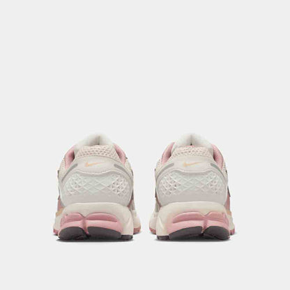 Rear view of the Nike Women's Zoom Vomero 5.