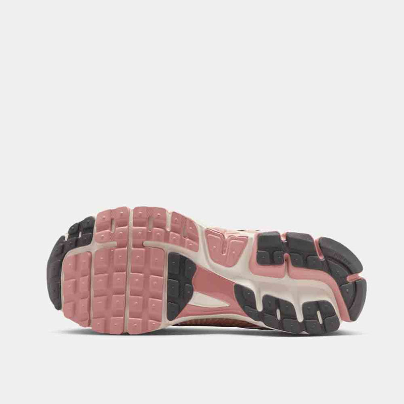 Bottom view of the Nike Women's Zoom Vomero 5.