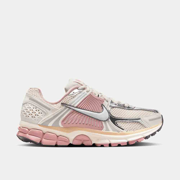 Nike Women's Zoom Vomero 5
