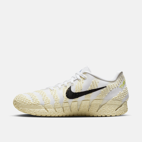 Side medial view of the Ja 3 "Coconut Milk".