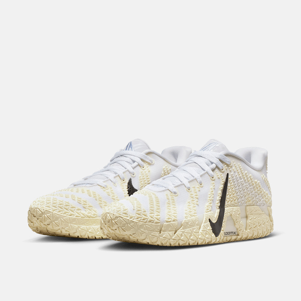 Front/side view of the Ja 3 "Coconut Milk".