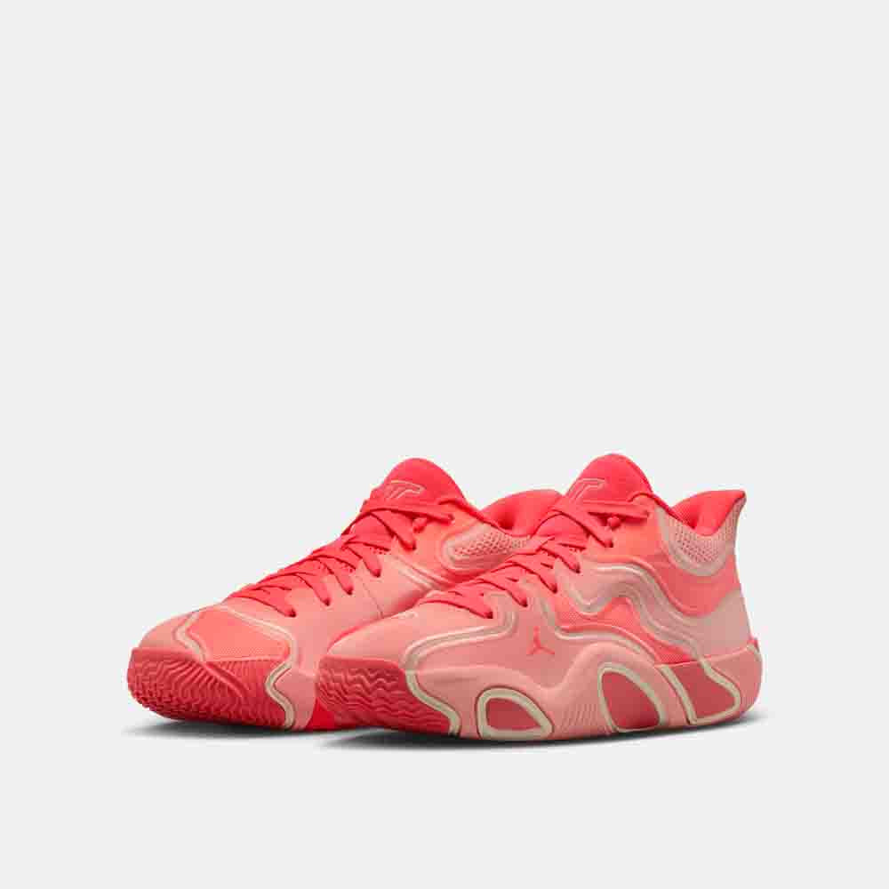 Front view of the Kids' Tatum 3 "Pink".