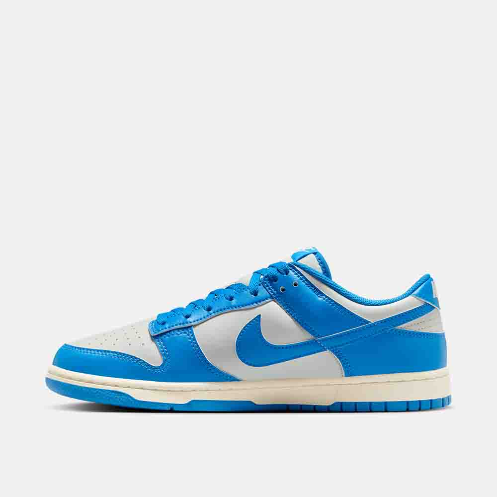 Side medial view of the Men's Nike Dunk Low Retro.