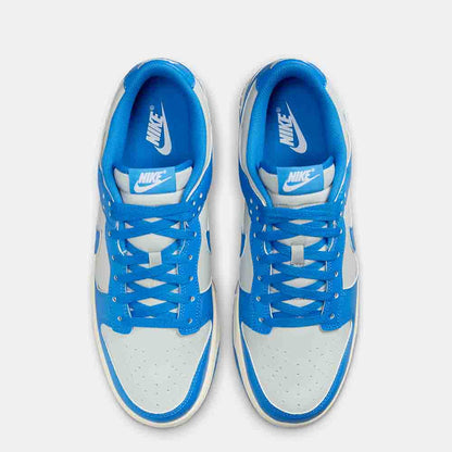 Top view of the Men's Nike Dunk Low Retro.