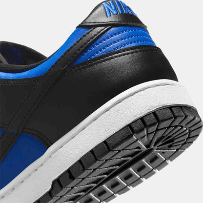 Up close, rear view of the Men's Nike Dunk Low Retro.