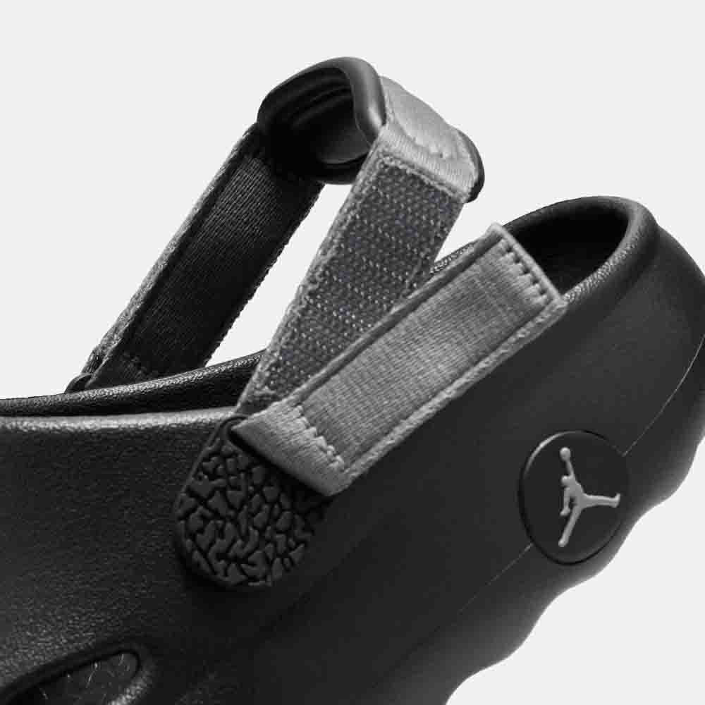 Up close, rear view of the Kids' Jordan Hydrip Sandals.
