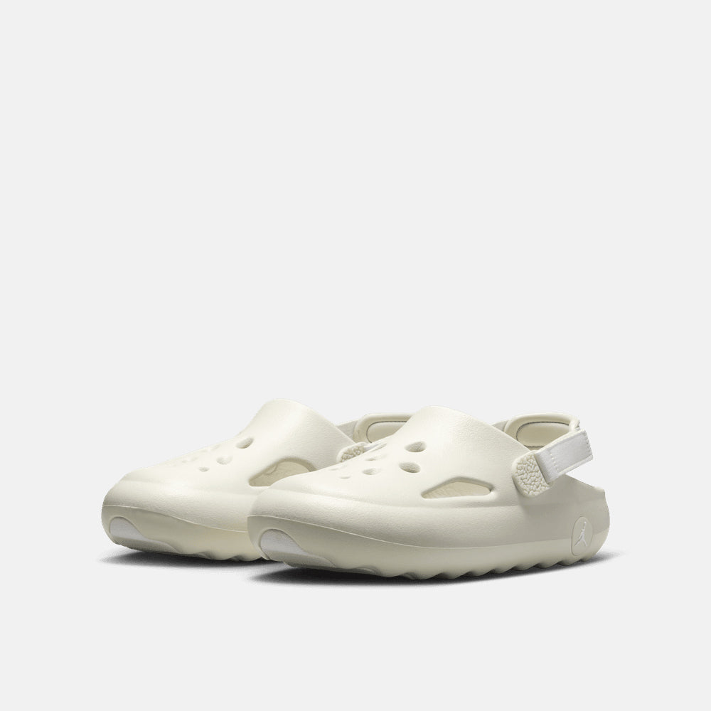 Front view of the Kids' Jordan Hydrip Sandals.