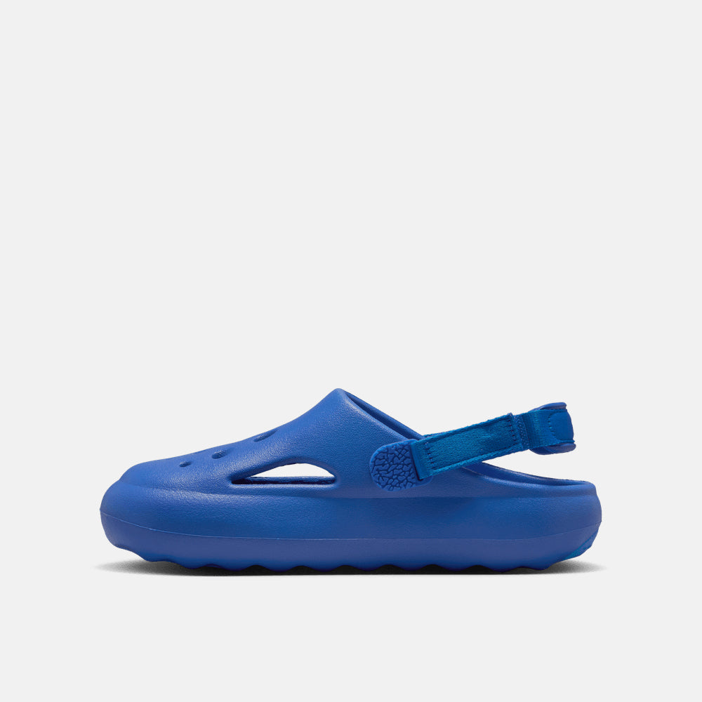 Side medial view of the Kids' Jordan Hydrip Sandals.