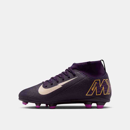 Side medial view of the Nike Kids' Mercurial Superfly 10 Club "Kylian Mbappé" Soccer Cleats.