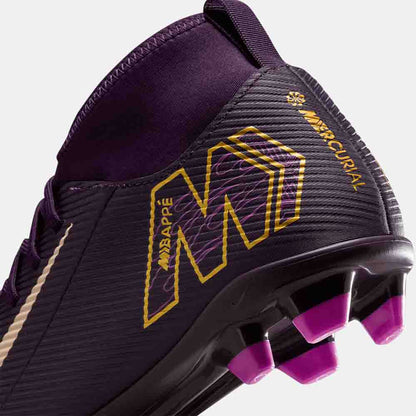 Up close, rear view of the Nike Kids' Mercurial Superfly 10 Club "Kylian Mbappé" Soccer Cleats.