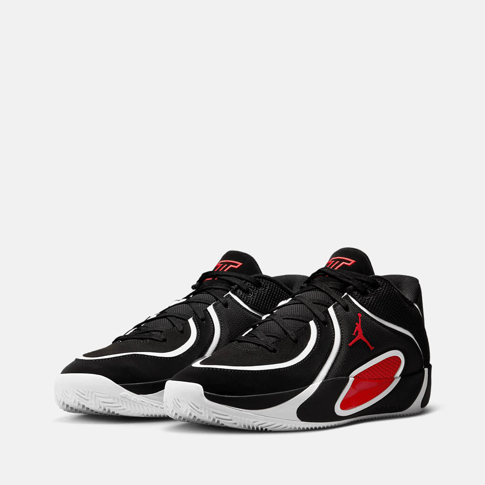 Front view of the Jordan Tatum 4 'Bloodline'.