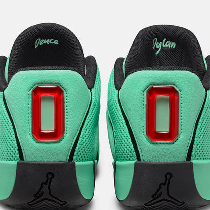 Up close, rear view of the Jordan Tatum 4.