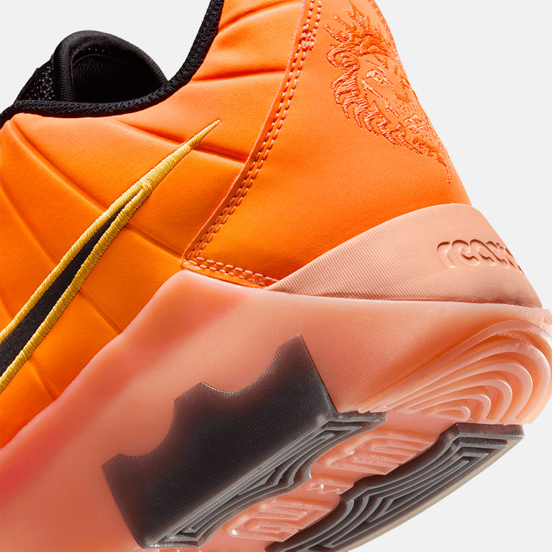 Up close, rear view of the LeBron Witness 9.