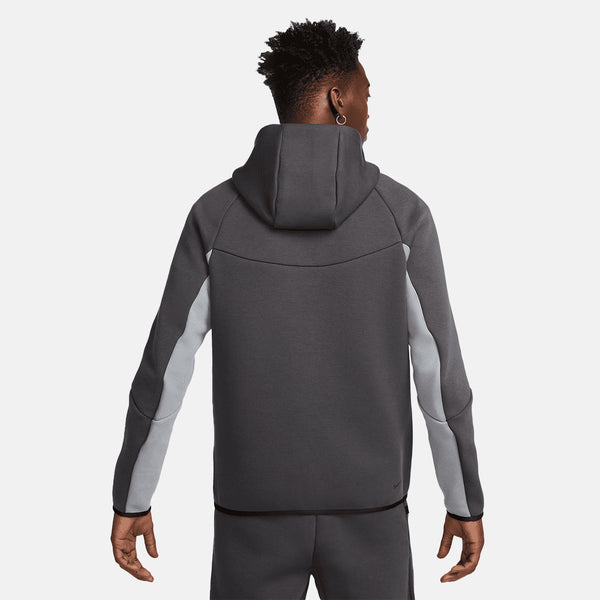 Rear view of the Men's Nike Tech Fleece Windrunner Full-Zip Jacket.