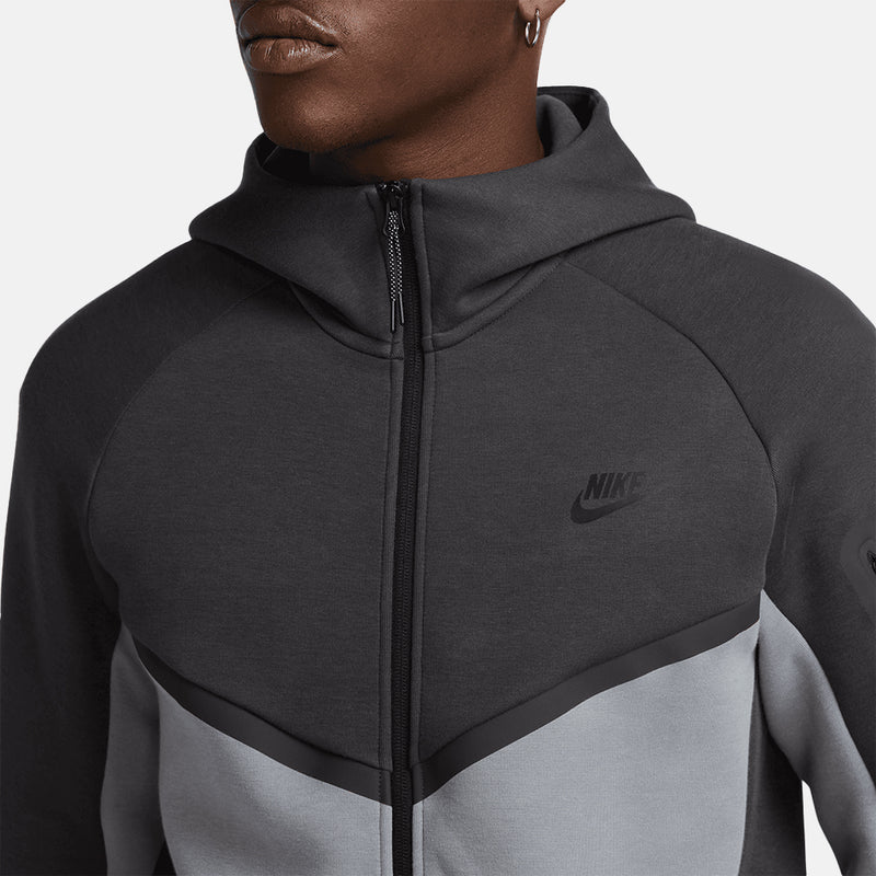 Front view of the Men's Nike Tech Fleece Windrunner Full-Zip Jacket.