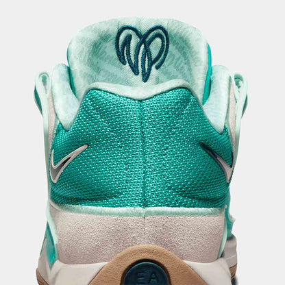 Rear view of the Nike KD18 "Wanda".