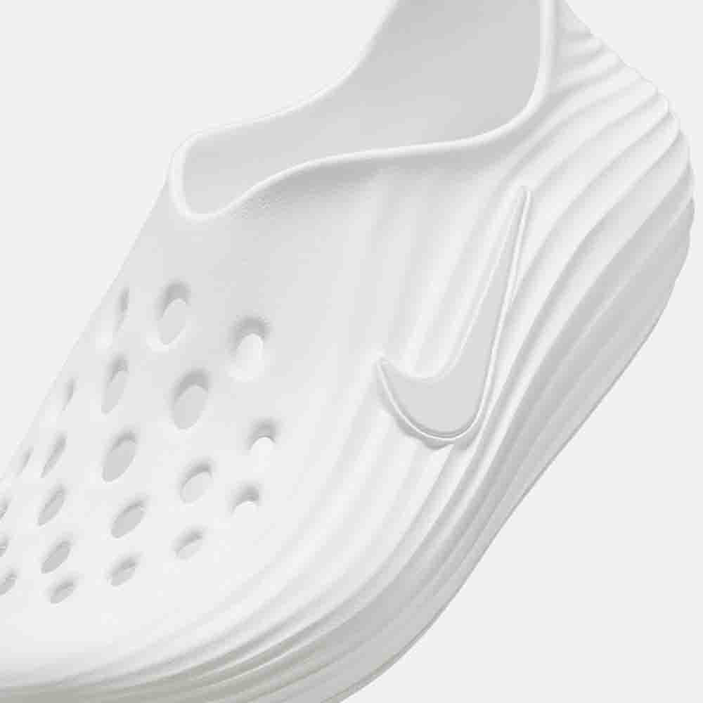 Up close, front view of the Women's Nike Reactx Rejuven8.