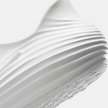 Up close, rear view of the Women's Nike Reactx Rejuven8.