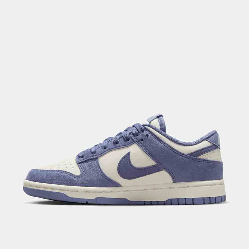 Women's Nike Dunk Low