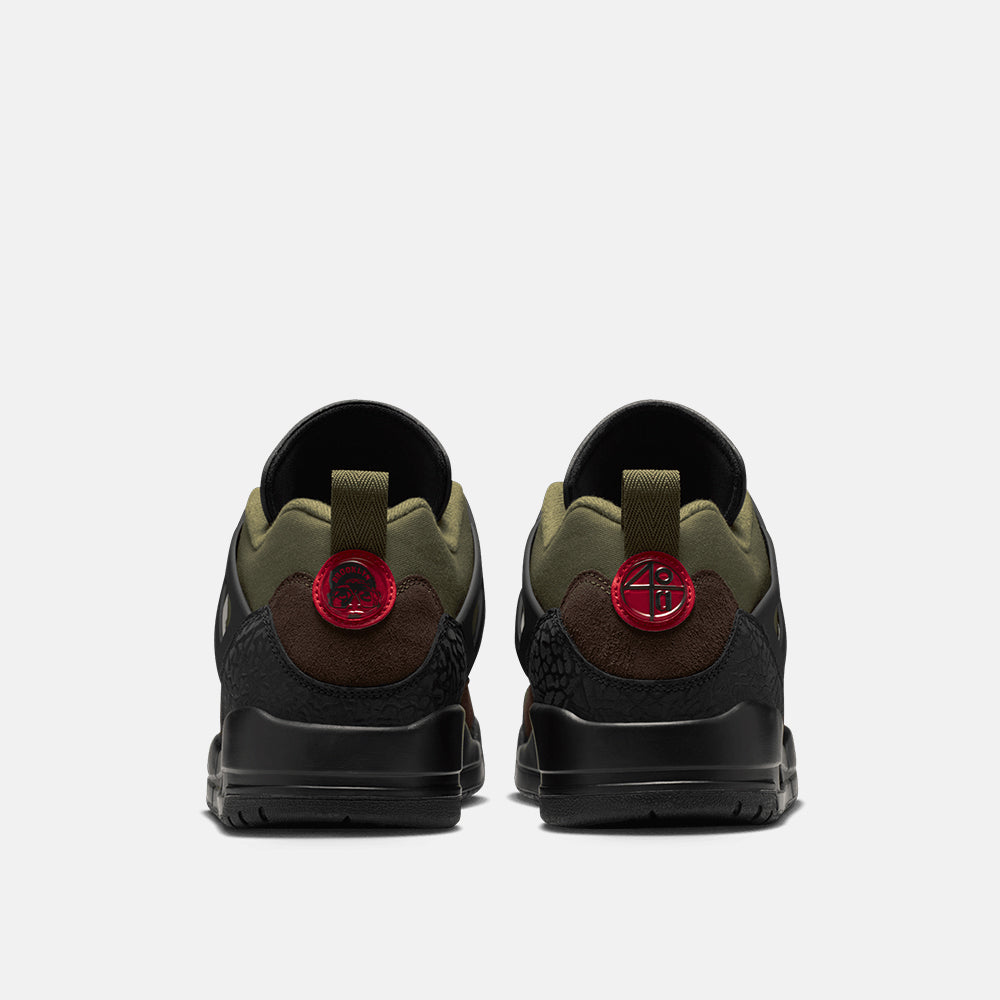 Rear view of the Jordan Spizike Low.