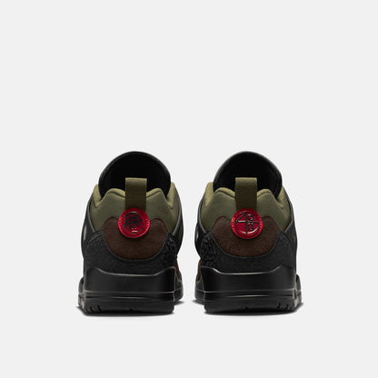 Rear view of the Jordan Spizike Low.