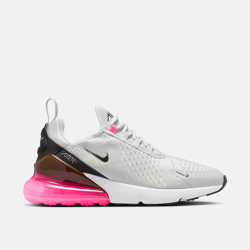 Side view of the Women's Nike Air Max 270.
