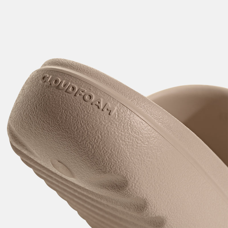 Up close, rear view of the Adidas Adilette Lumia Slides.
