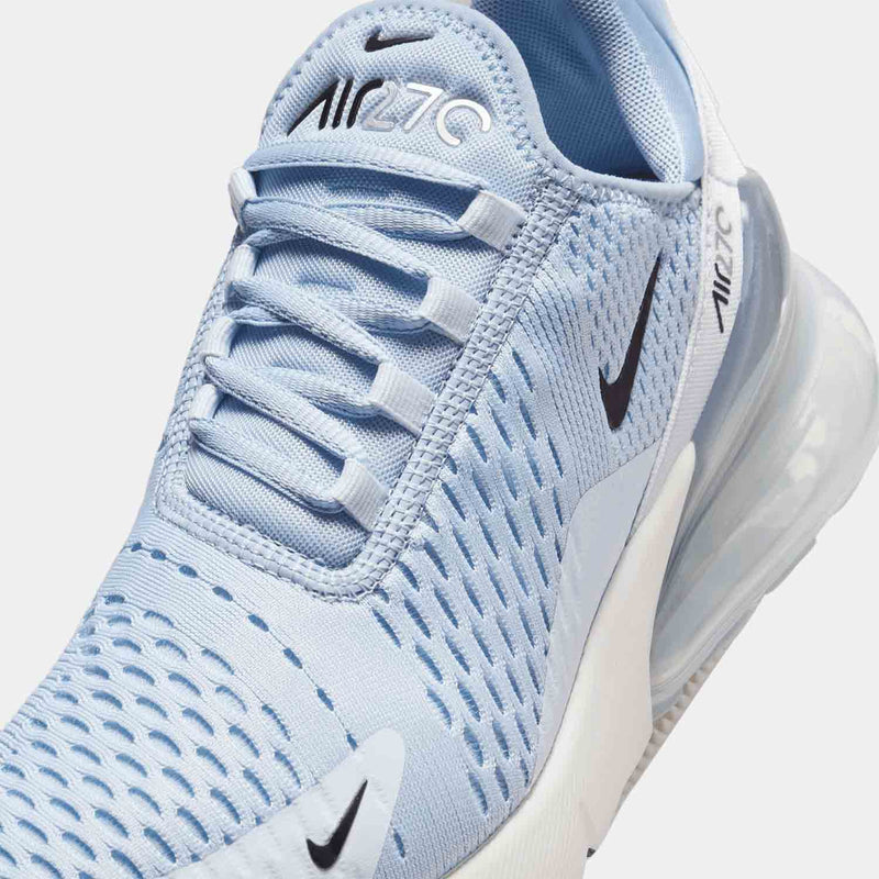Up close front view of the Nike Women's Air Max 270.